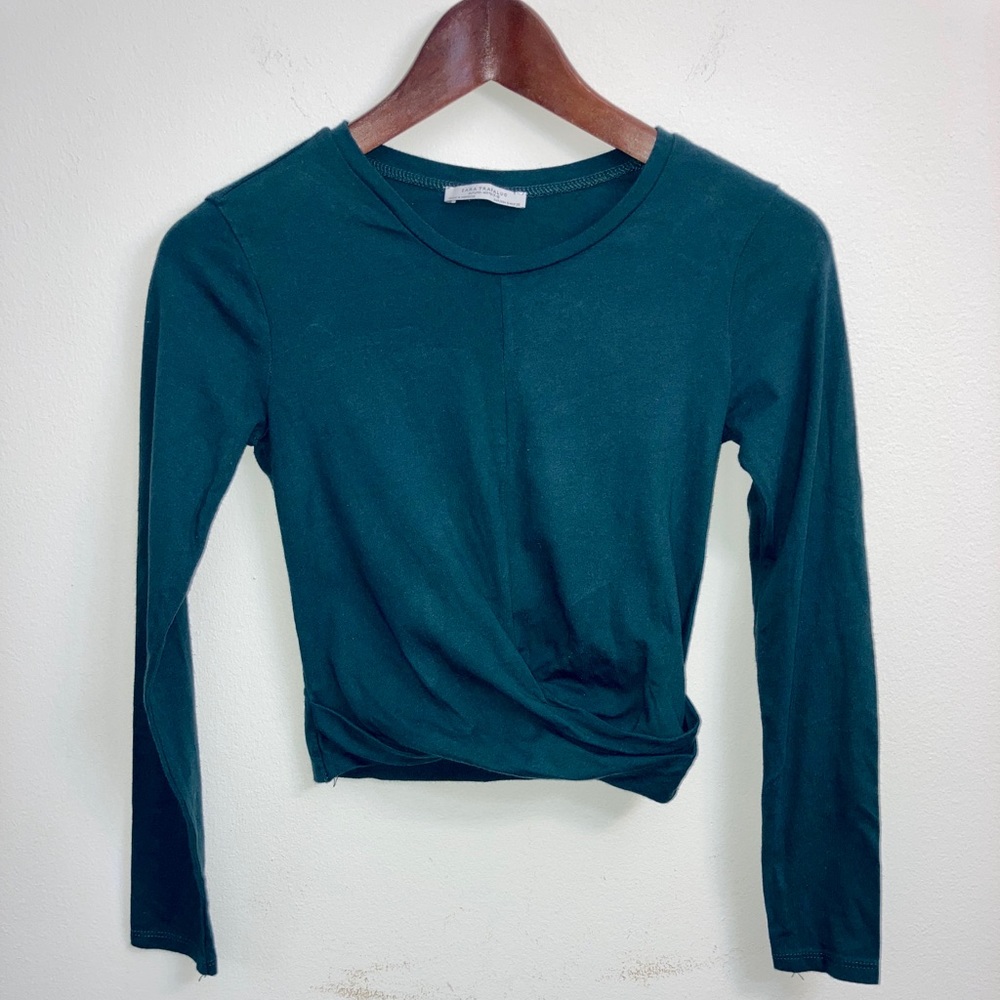 Zara Trafaluc green long sleeve Crop twist t-shirt